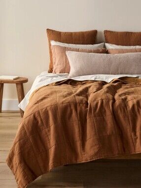 Parachute Linen Box Quilt- King - Tobacco- NWT- KING, CAL KING